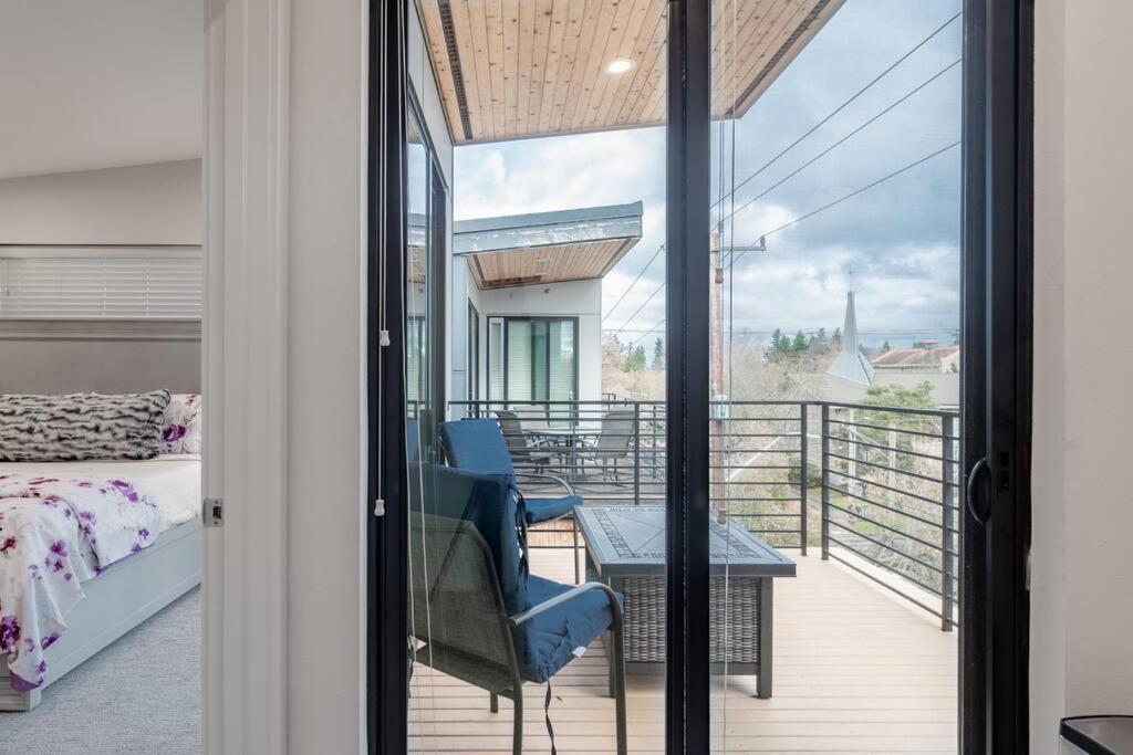 West Seattle'S Modern Townhome Eksteriør bilde